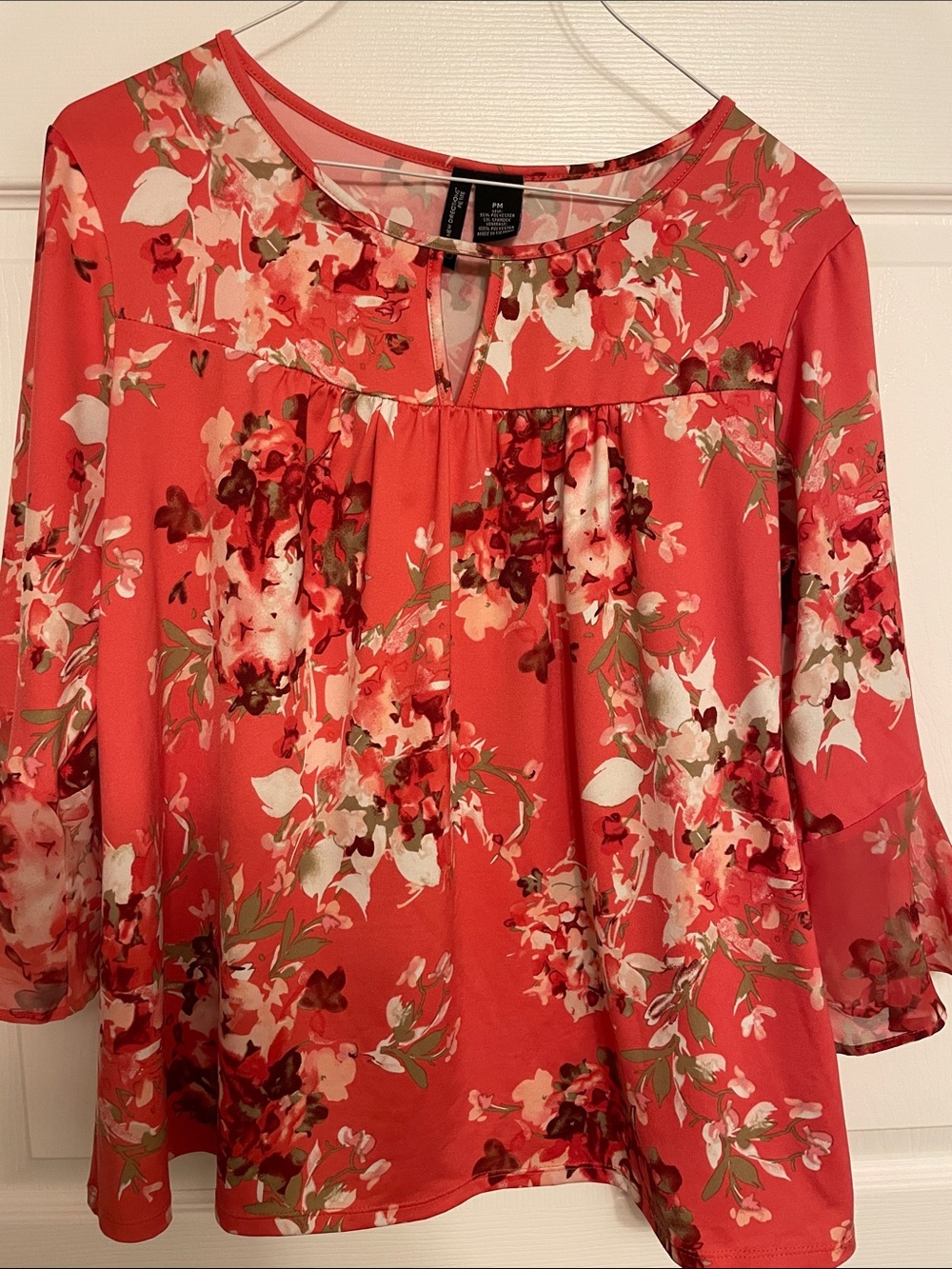 new directions Coral Floral Keyhole Blouse